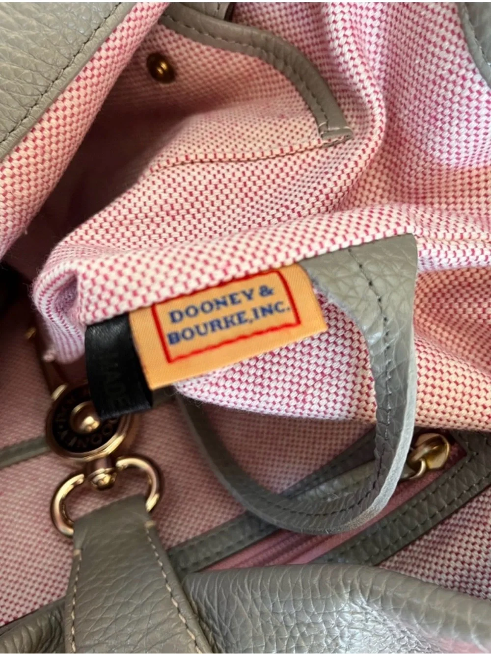 Dooney & Bourke Elephant Gray Pebble Grain Logo Lock Sac Hobo Bag Wallet Set